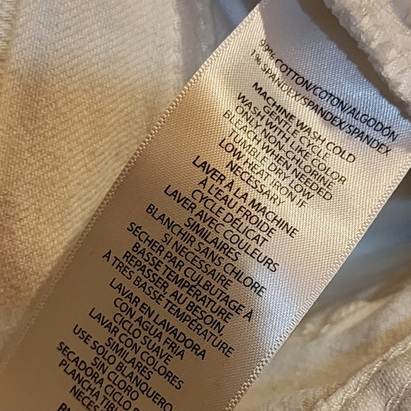 Calvin Klein High Rise Button Fly White Jeans Size 10/30 Slim Straight Raw Hem - Picture 8 of 8